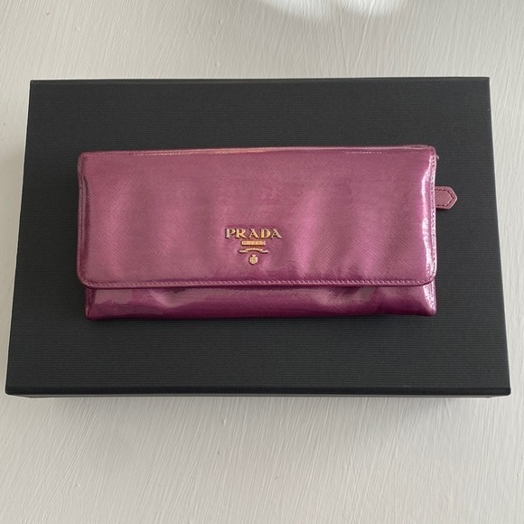 Prada- Authentic š RARE! EUC Purple Wallet with Gold Chain - Picture 3 of 16